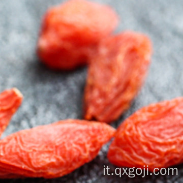 Le bacche di goji superfood organiche di alimentazione di fabbrica